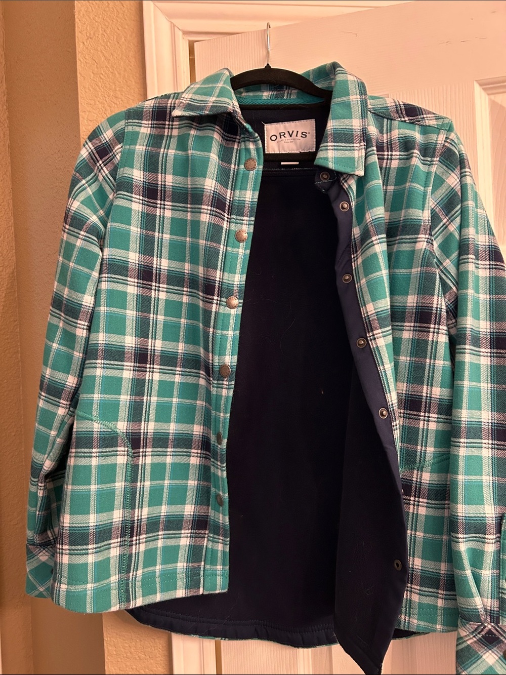 Orvis lined shirts/shackets.  See if 3, 2 larges, 1 medium, barely worn. - Picture 4 of 5